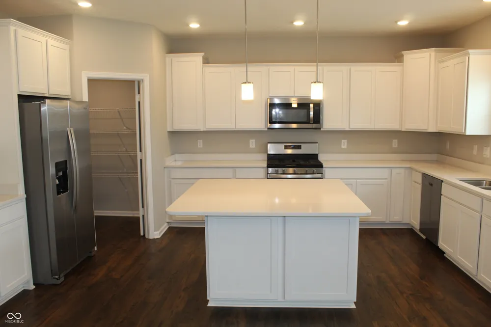 2360 Oakmont Drive Plainfield, IN 46168