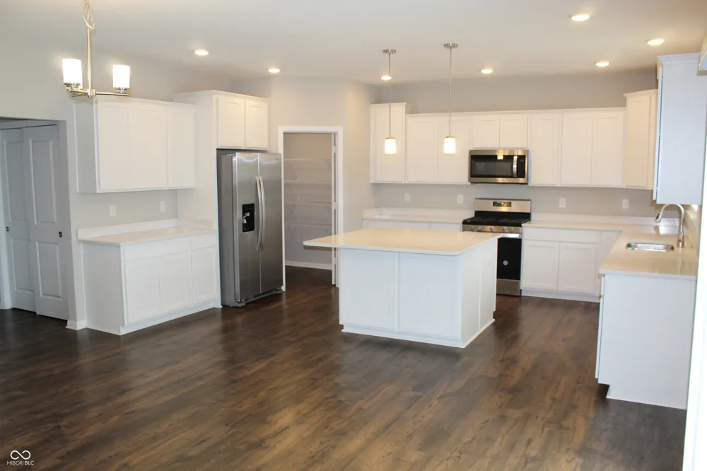 2360 Oakmont Drive Plainfield, IN 46168