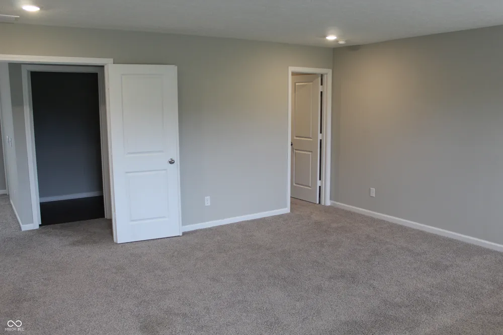 2360 Oakmont Drive Plainfield, IN 46168