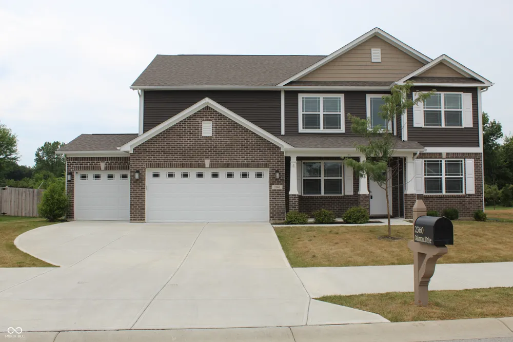 2360 Oakmont Drive Plainfield, IN 46168