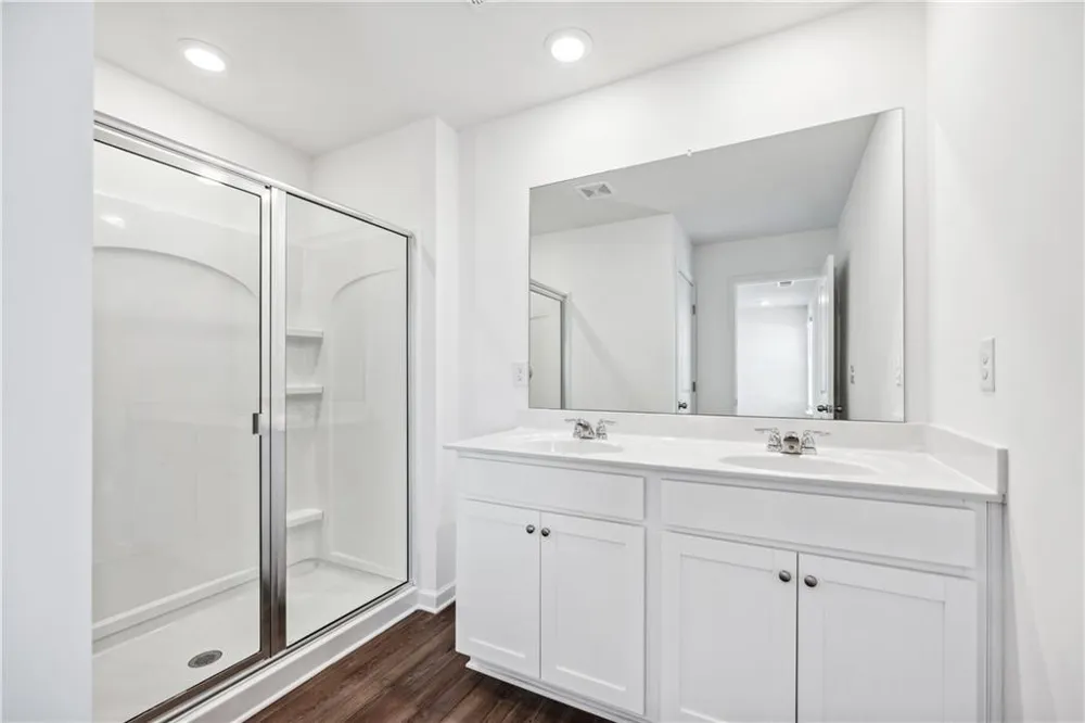 33 Constitution Avenue Pendergrass, GA 30567