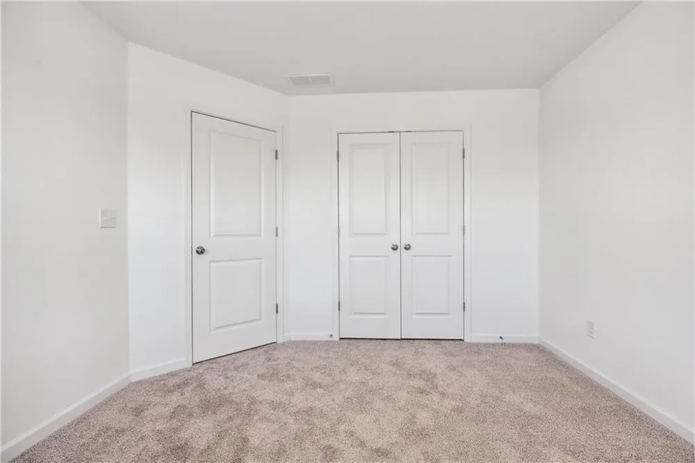 33 Constitution Avenue Pendergrass, GA 30567