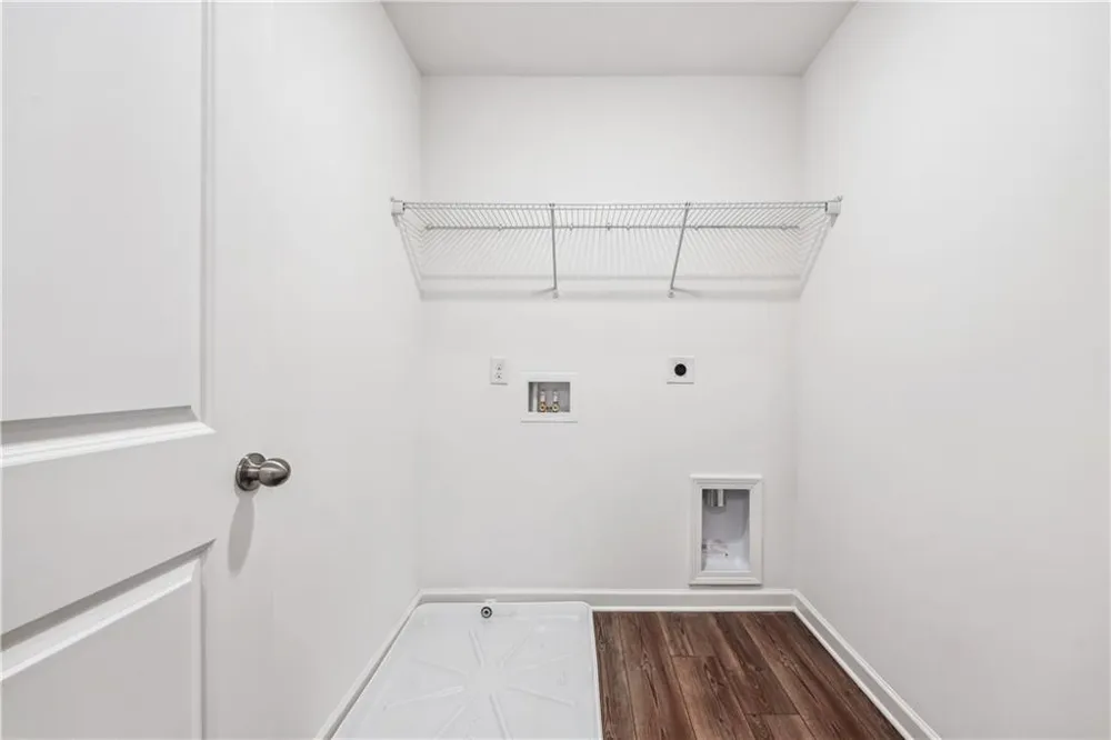 33 Constitution Avenue Pendergrass, GA 30567