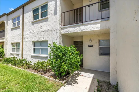 7701 STARKEY ROAD #521