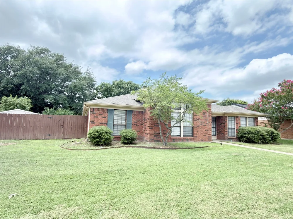 4205 Starboard Trail Rowlett, TX 75088