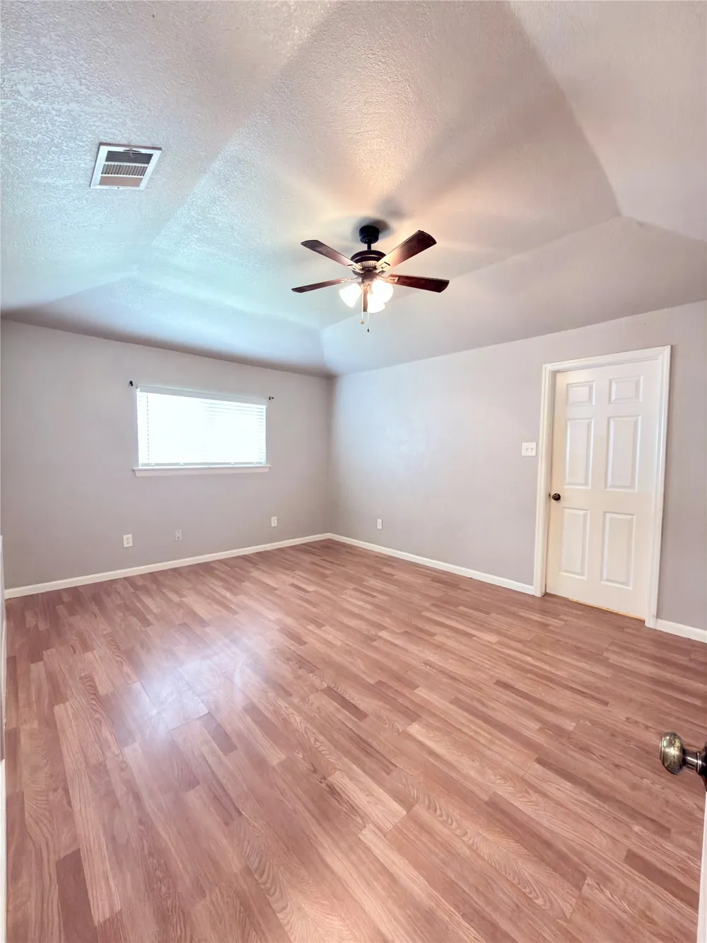 4205 Starboard Trail Rowlett, TX 75088