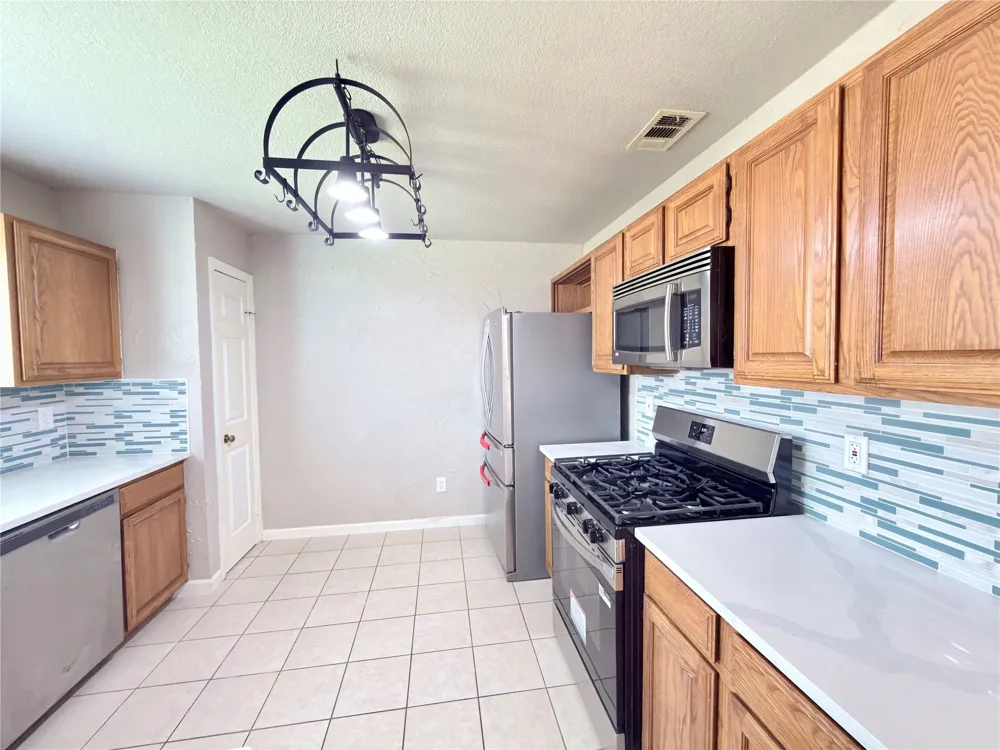 4205 Starboard Trail Rowlett, TX 75088
