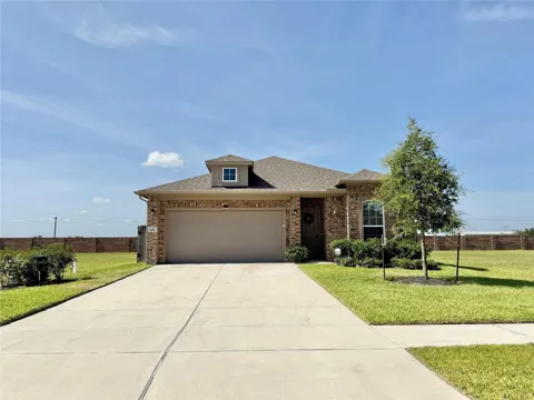 1951 Middle Pass Ln