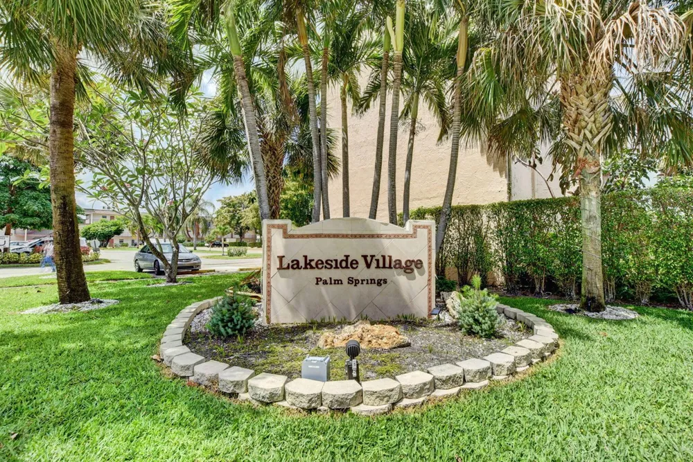 705 Lori Drive #110 Palm Springs, FL 33461
