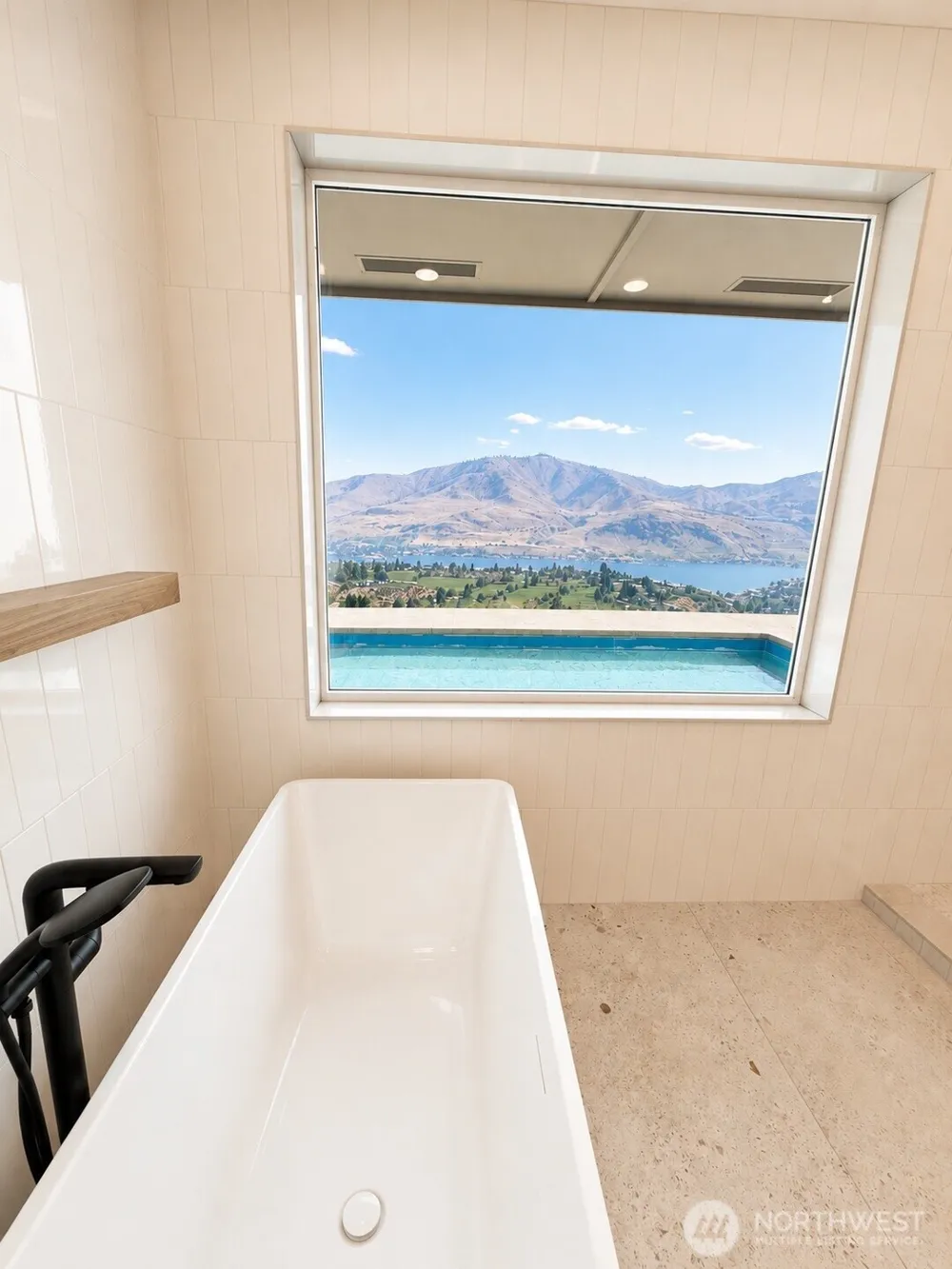 917 Long Drive Chelan, WA 98816