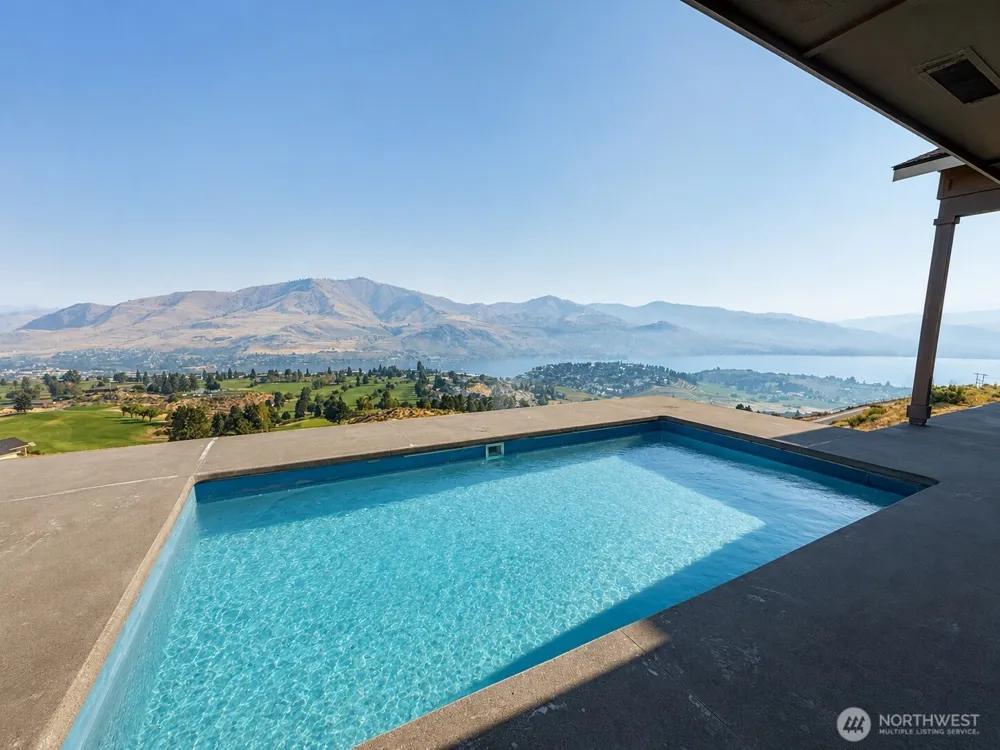917 Long Drive Chelan, WA 98816