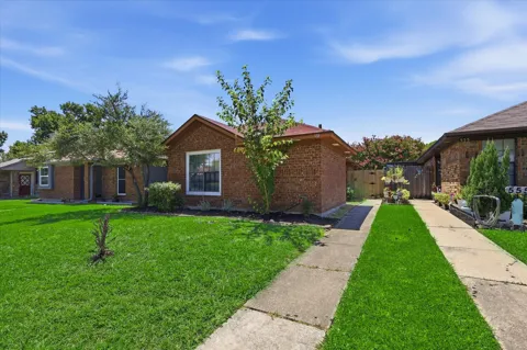 559 Lee Drive