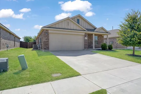 405 Laurenbrooke Drive