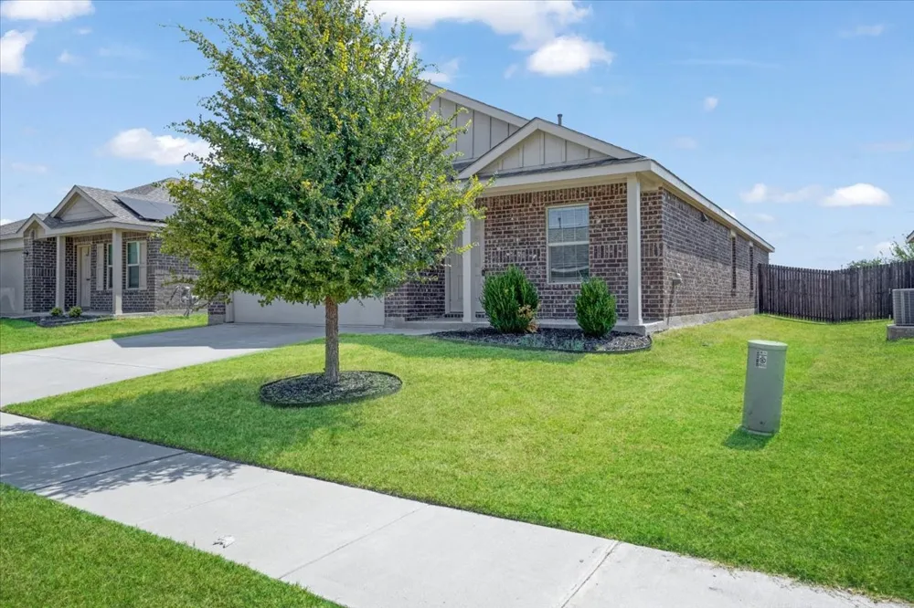 405 Laurenbrooke Drive Anna, TX 75409