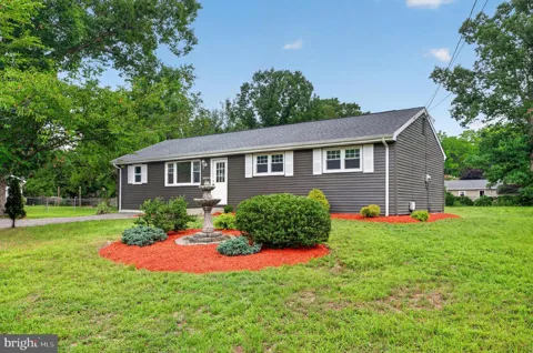 4138 W ADAMS CIRCLE