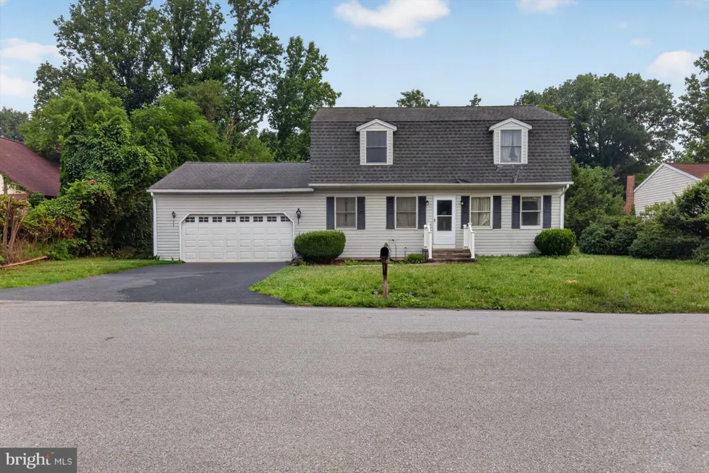 5570 MERIVALE COURT Harrisburg, PA 17112