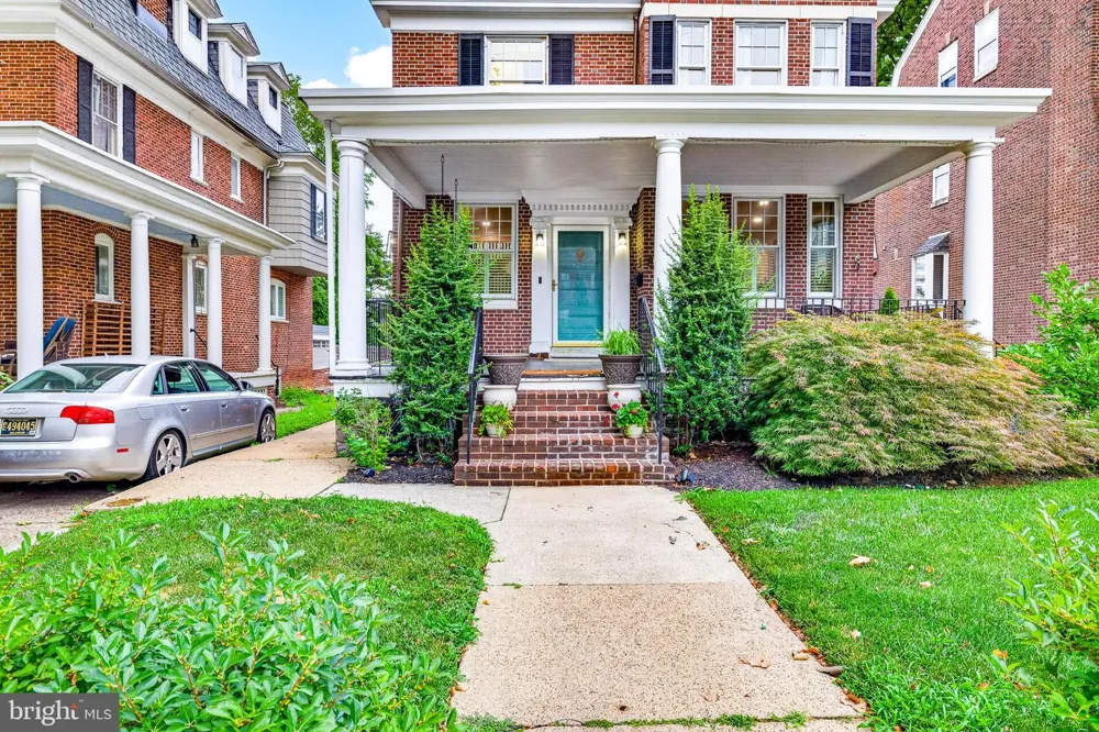 1110 BROOM STREET Wilmington, DE 19806