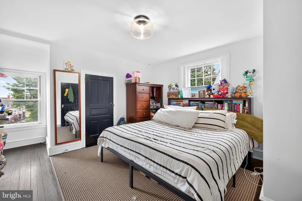 1110 BROOM STREET Wilmington, DE 19806