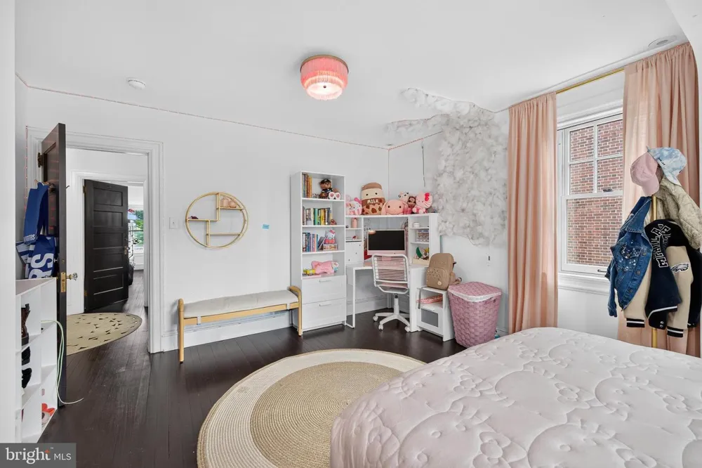 1110 BROOM STREET Wilmington, DE 19806