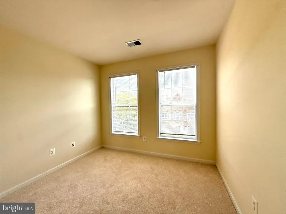 21929 BAYARD TERRACE Broadlands, VA 20148