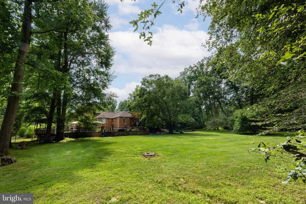 1733 STOCTON ROAD Meadowbrook, PA 19046