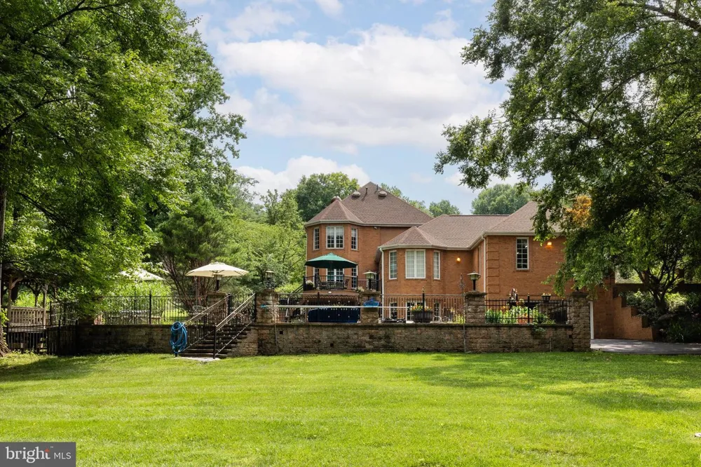 1733 STOCTON ROAD Meadowbrook, PA 19046