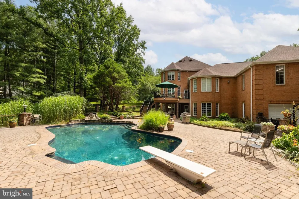 1733 STOCTON ROAD Meadowbrook, PA 19046