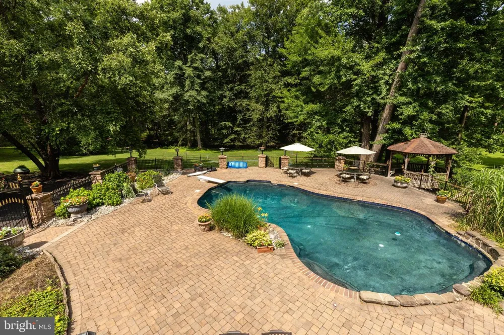 1733 STOCTON ROAD Meadowbrook, PA 19046