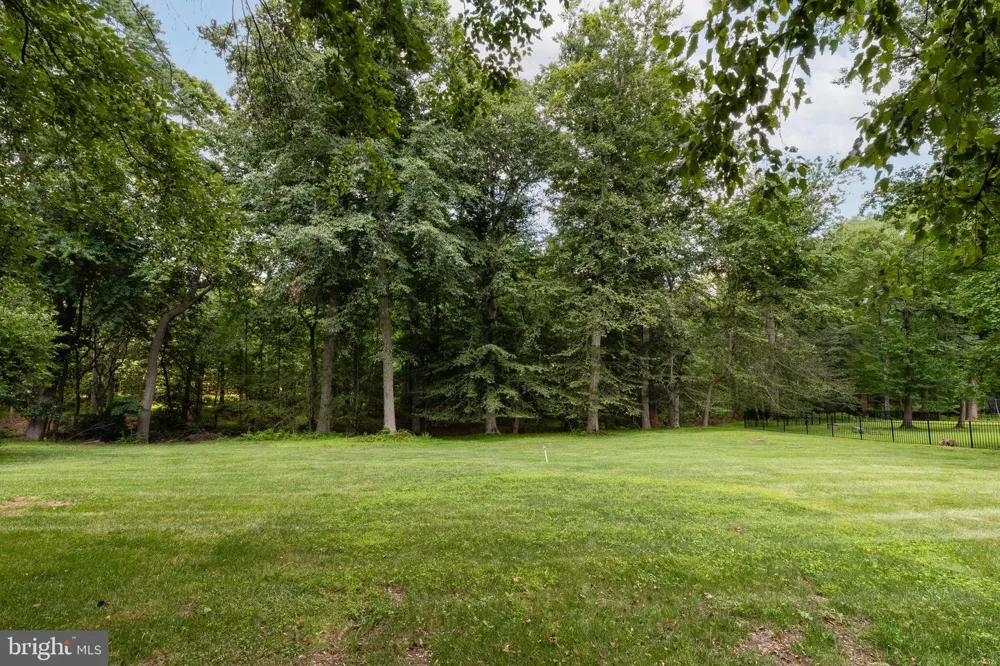 1733 STOCTON ROAD Meadowbrook, PA 19046
