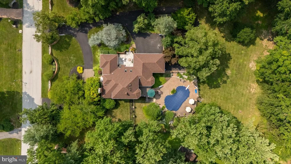1733 STOCTON ROAD Meadowbrook, PA 19046
