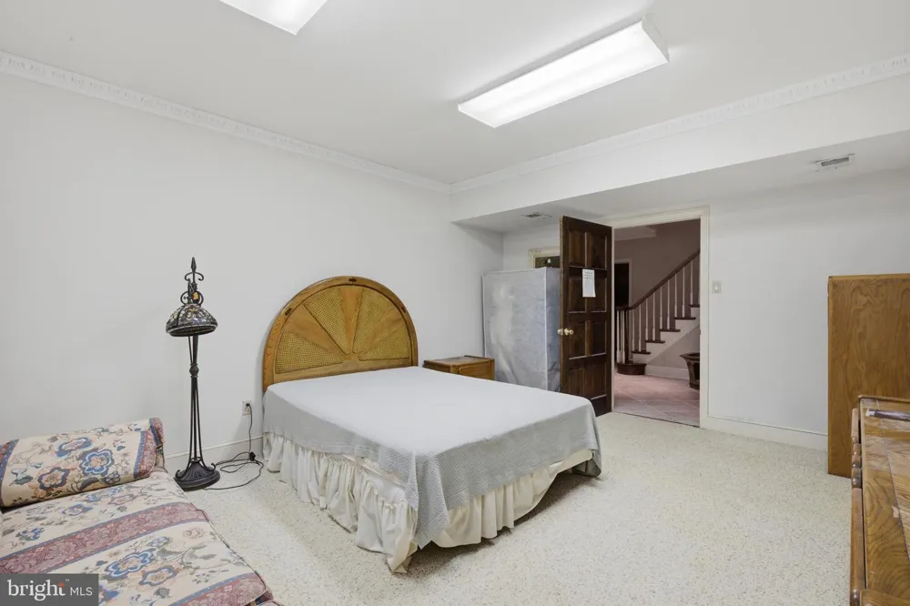 1733 STOCTON ROAD Meadowbrook, PA 19046
