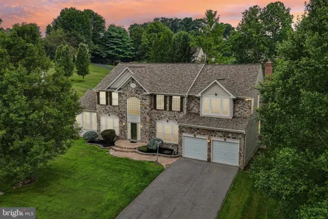 2202 SIENA WAY