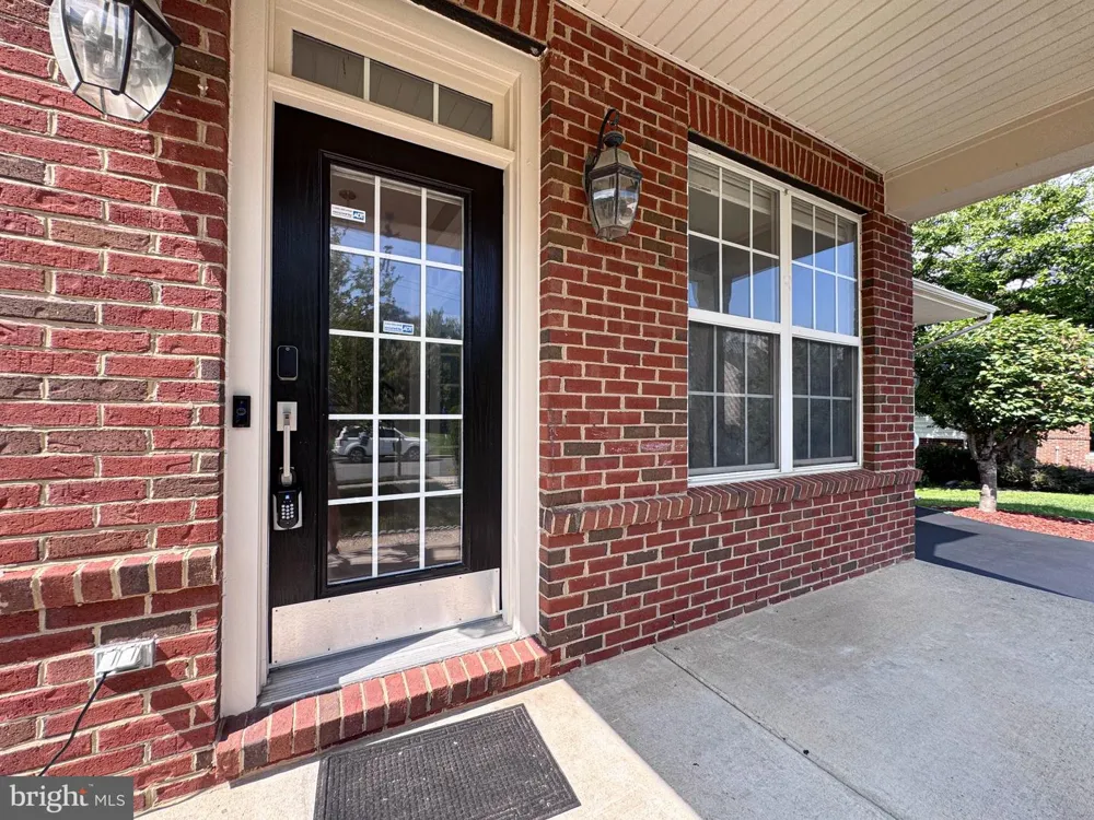 22827 OAKGROVE ROAD Sterling, VA 20166
