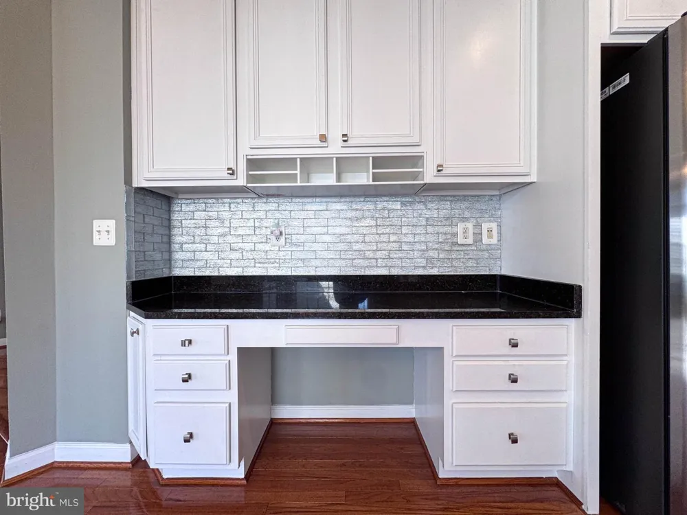 22827 OAKGROVE ROAD Sterling, VA 20166
