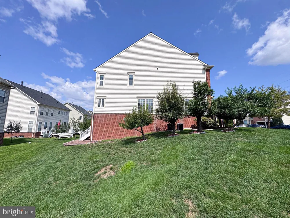22827 OAKGROVE ROAD Sterling, VA 20166