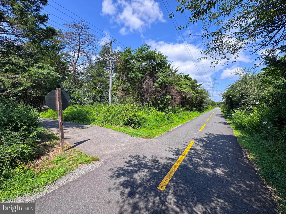 22827 OAKGROVE ROAD Sterling, VA 20166