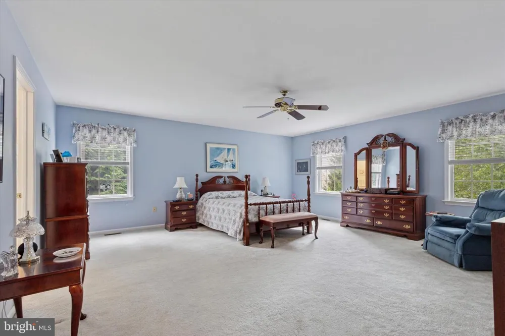 21 KERRY LANE Malvern, PA 19355