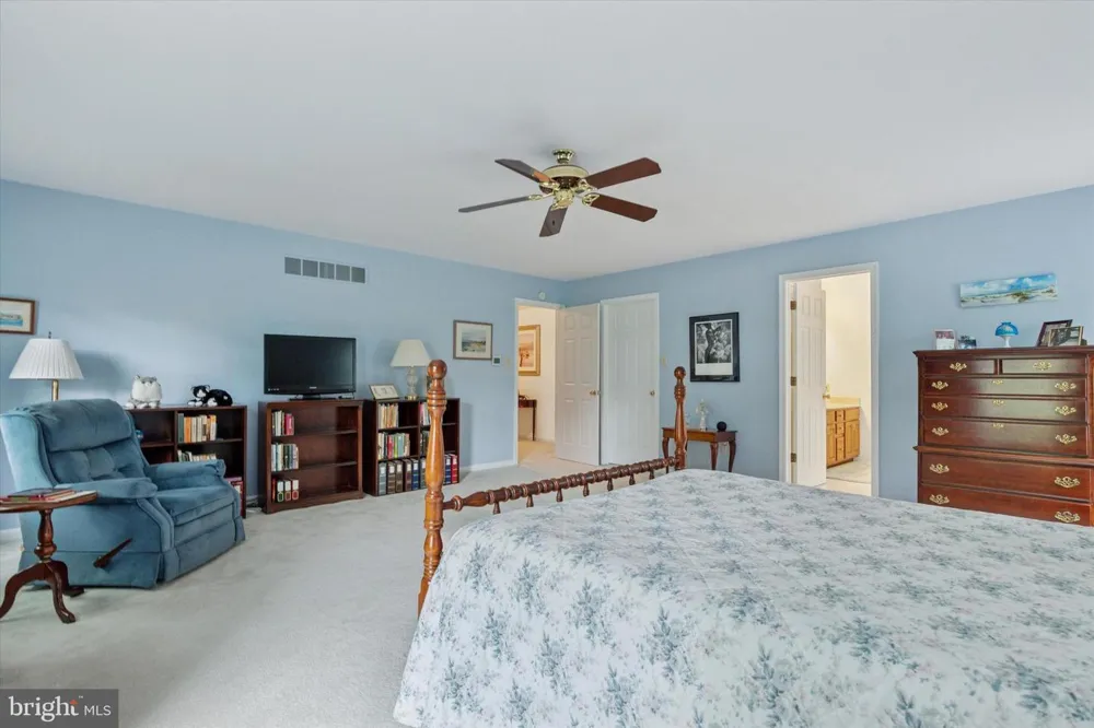 21 KERRY LANE Malvern, PA 19355