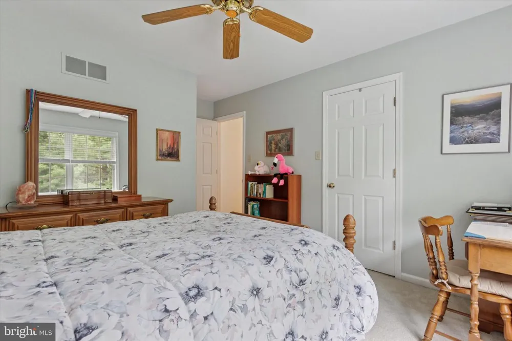21 KERRY LANE Malvern, PA 19355