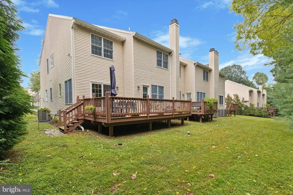 21 KERRY LANE Malvern, PA 19355