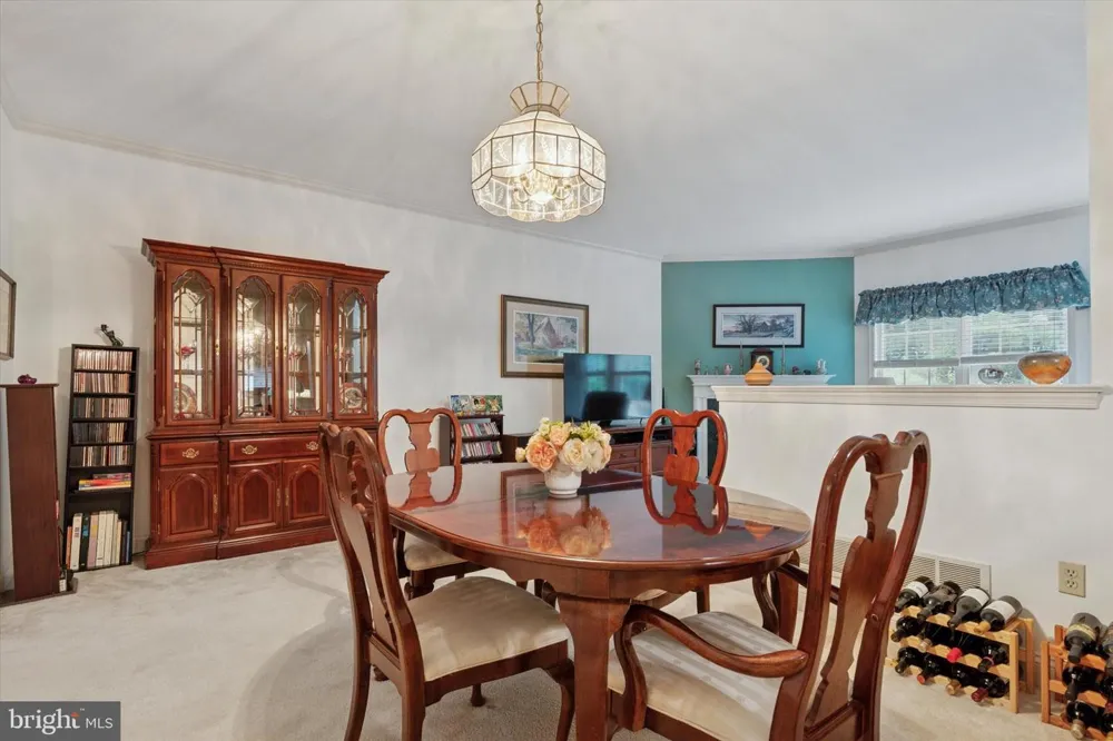 21 KERRY LANE Malvern, PA 19355
