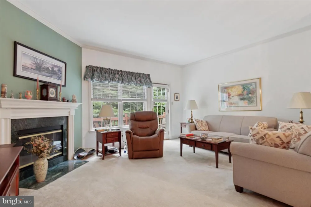 21 KERRY LANE Malvern, PA 19355