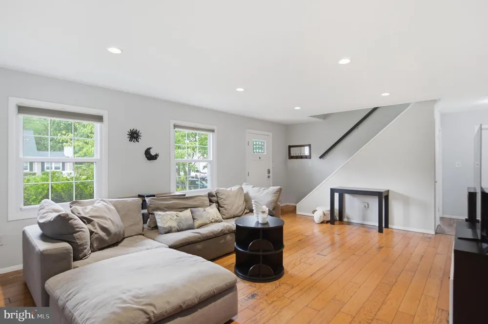 12413 SEABURY LANE Bowie, MD 20715
