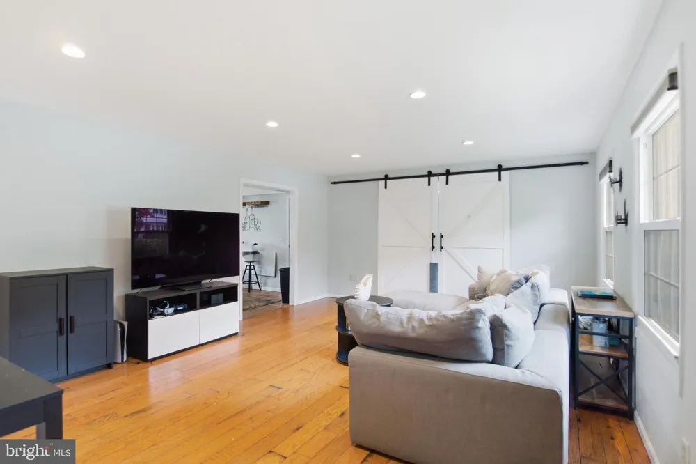 12413 SEABURY LANE Bowie, MD 20715