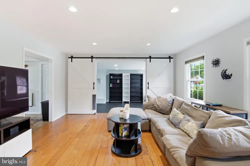 12413 SEABURY LANE Bowie, MD 20715