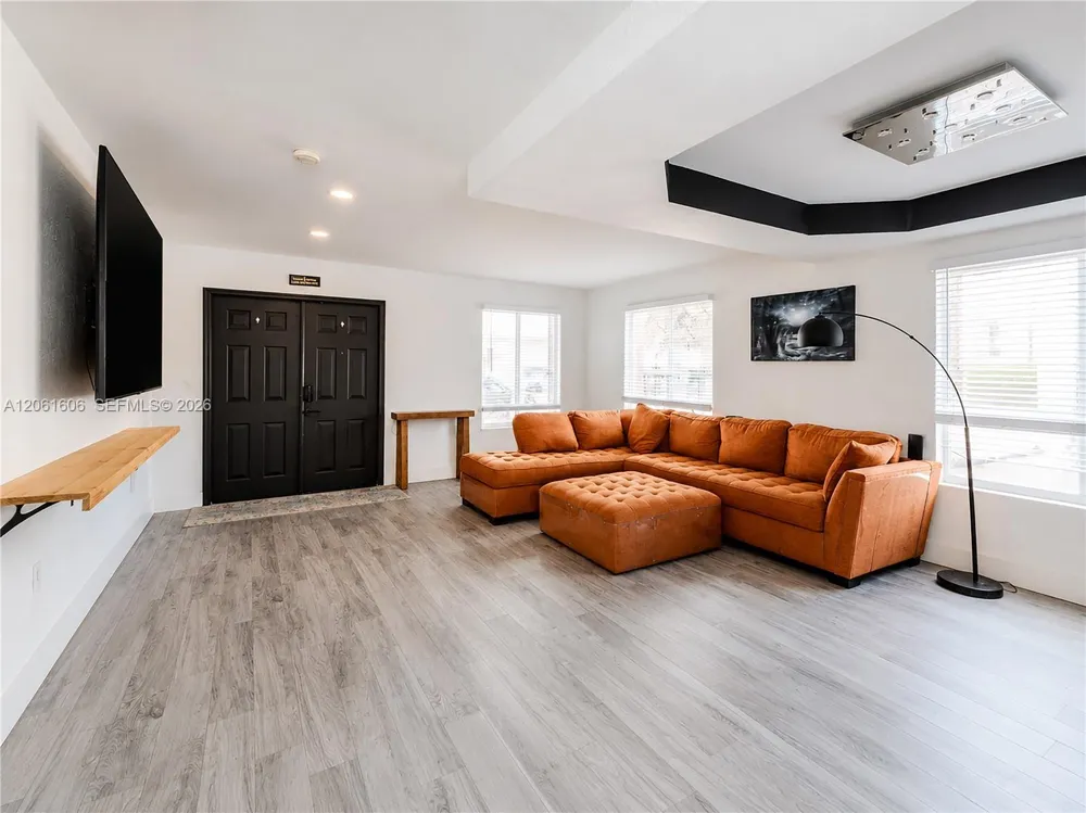 9002 SW 212th Ter Cutler Bay, FL 33189