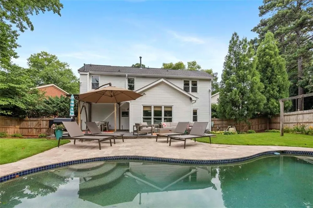 1213 Club Walk Drive NE Brookhaven, GA 30319
