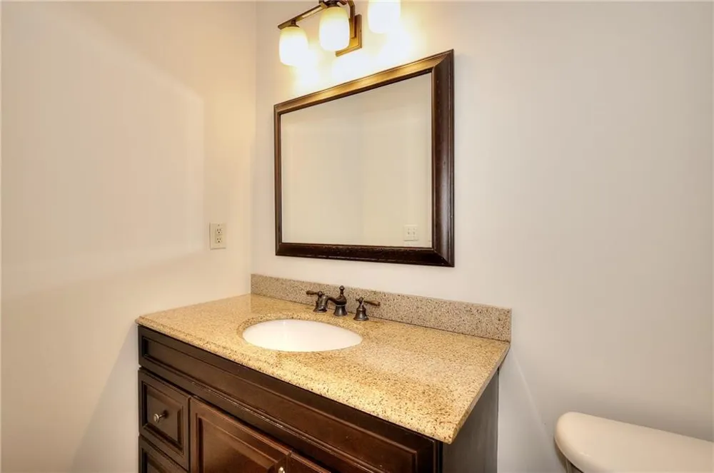 5386 Haverford Mill Cove Lilburn, GA 30047