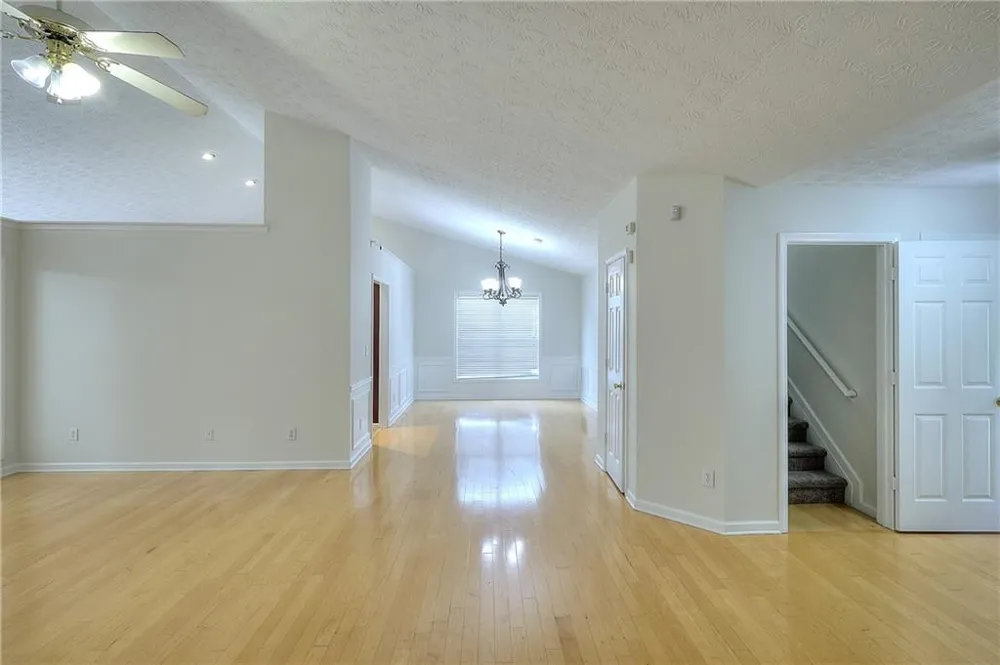 5386 Haverford Mill Cove Lilburn, GA 30047