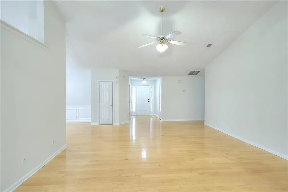 5386 Haverford Mill Cove Lilburn, GA 30047